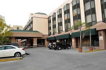 LONG BEACH Holiday Inn Long Beach (Downtown Area)