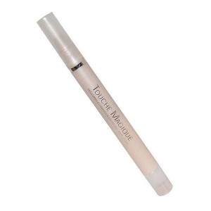 Loreal Touche Magique Illuminating Concealer -