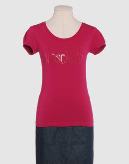 LOVE MOSCHINO TOPWEAR Short sleeve t-shirts WOMEN on YOOX.COM