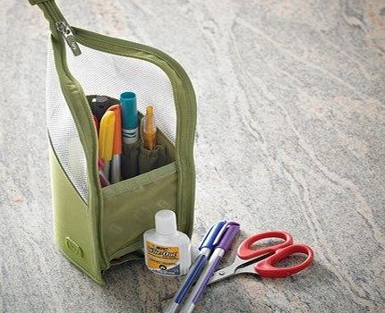 Lug Womens Canoe Brush Holder Purse Grass Green