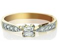 LXDirect 9ct cubic zirconia solitaire and shoulders ring
