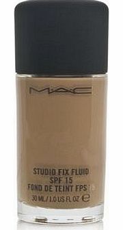MAC Studio Fix Fluid Foundation SPF 15 NW20 - boxed
