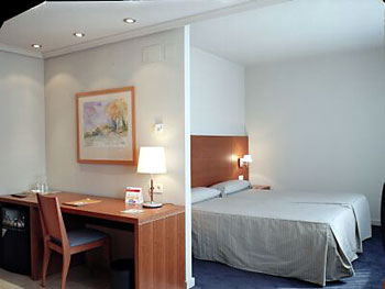 MADRID Silken Torre Garden