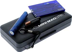 maglite Torch Solitaire with Victorinox Quattro Swiss Card - Blue - Ref K3A1122T2 - #CLEARANCE