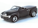 Maisto 2000 Chevrolet SSR Concept Black