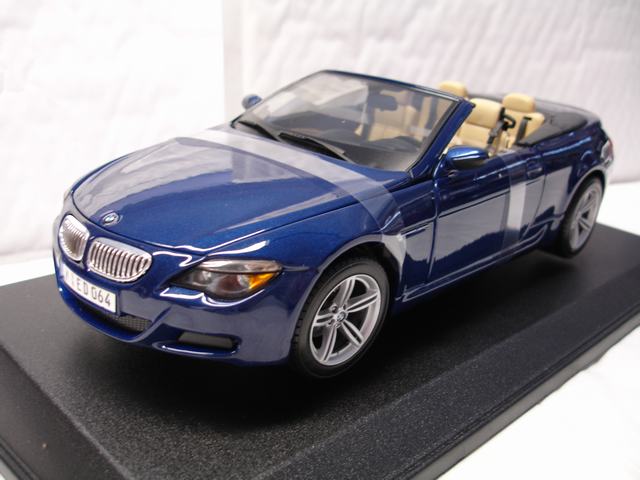BMW M6 Cabrio in Blue