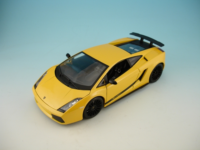 Lamborghini Gallardo Superleggera Yellow