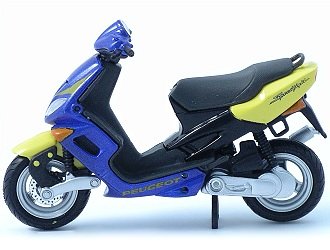 Maisto Peugeot Speedfight (1:18 scale in Blue and Yellow)
