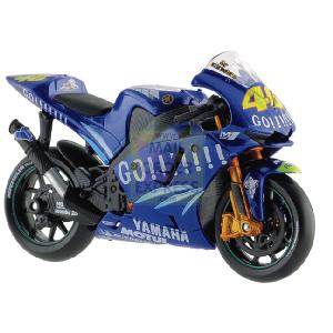Maisto Yamaha Moto GP 04 Rossi 1 18 Scale