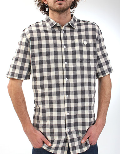 Makia Holiday Short sleeve shirt
