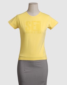 MALA MUJER TOP WEAR Short sleeve t-shirts WOMEN on YOOX.COM