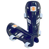 Manchester United Boys Shinguard - Black.