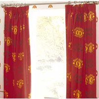 Manchester United Crest Curtains - 54 inch.