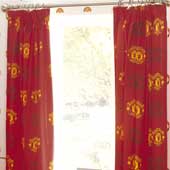 Manchester United Crest Curtains (54 inch).