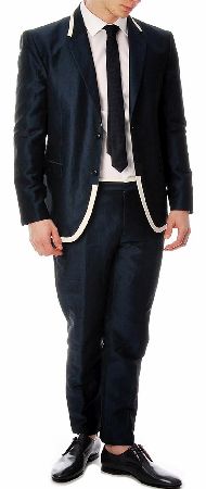 MARC Jacobs Contrast Trim Look