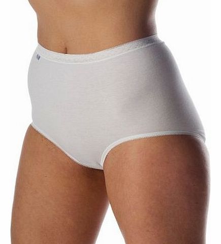 3 Ladies Smooth Cotton White Full Briefs with Lycra. Sizes 12-30 (24-26)