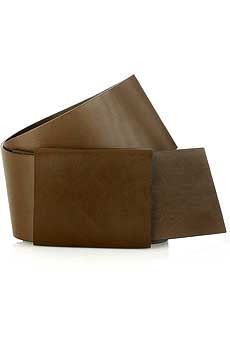 Brown wide leather belt.