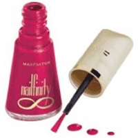 Max Factor Nailfinity Pearly Pink 735