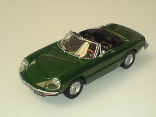 Maxi Car Alfa Romeo Spider 2000 Veloce - Green (1:43 Scale)