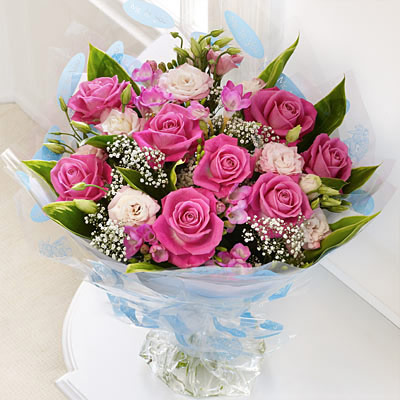 me to you Rose Hand-tied