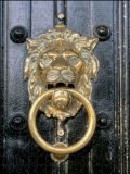 Media Storehouse Close-up of a lion door knocker - Jigsaw 16x12 (40x30cm) by Robert Harding