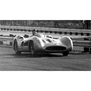 Mercedes W196 streamliner 1:8