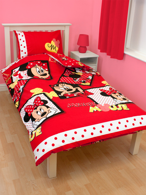 Minnie Mouse Diva Duvet Cover and