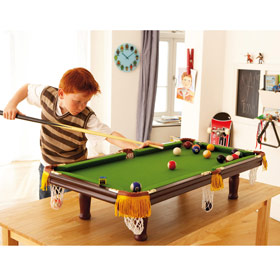 www.comparestoreprices.co.uk/images/mi/mini-pool-table-andndash-including-all-accessories.jpg