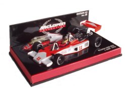 Minichamps 1:43 Scale McLaren Ford M23 1976 - James Hunt