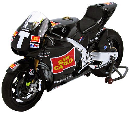 Minichamps Honda RC212V Testbike MotoGP 2011 - Marco Simoncelli 1/12 Scale Die-Cast Collectors Model