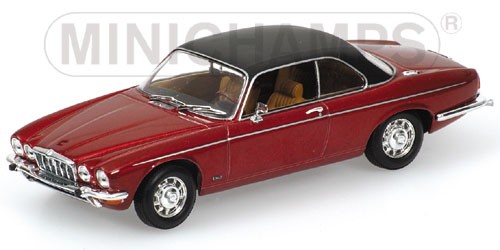 Jaguar XJ 12 Coupe Series Ii 1975 in Red