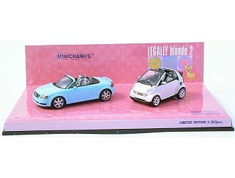 Minichamps Legally Blond 2 Collector Set (1:43 scale in Pink)