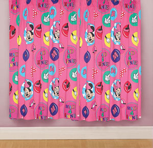 Minnie Mouse 66` x 54` Curtains