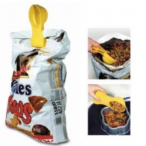 Misc Omega Paw Scoop N Clip 240ml - Small