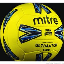 mitre Ultimatch Fluo B4064 Football