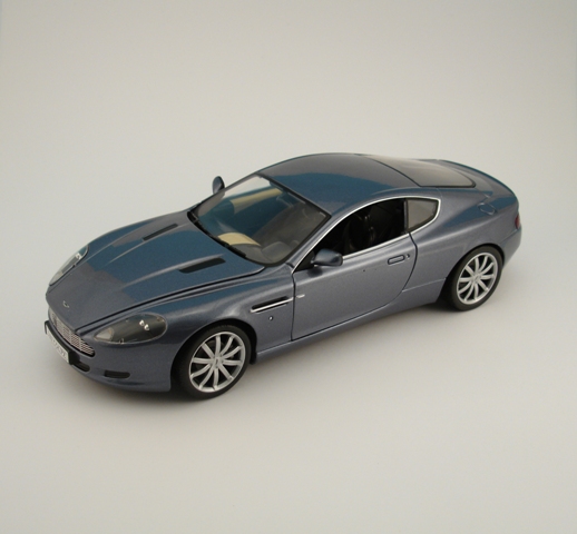 Mondo Aston Martin DB9 Coupe Dark Grey