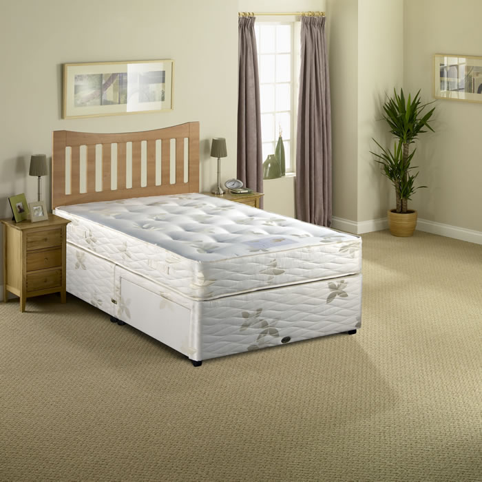 Myer`s Beds Posture Myerpaedic 4ft Small Double Divan Bed