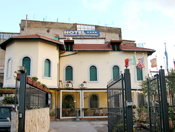 NAPLES Hotel Charming International