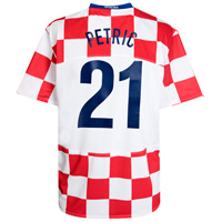 Nike 08-09 Croatia home (Petric 21)