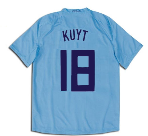 Nike 08-09 Holland away (Kuyt 18)