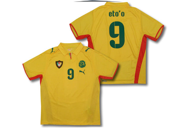 National teams Puma 08-09 Cameroon away (with official Samuel Etoo