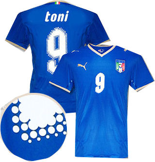 Puma 08-09 Italy home (Toni 9)