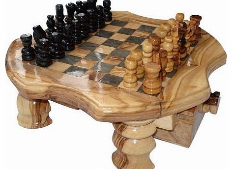 Naturally Med - Games Olive Wood Chess Set - Round