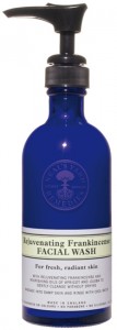 Neal`s Yard Remedies Rejuvenating Frankincense