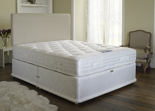 Nestledown Double Truman Divan Set