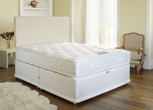 Nestledown Kingsize Madison Divan Set