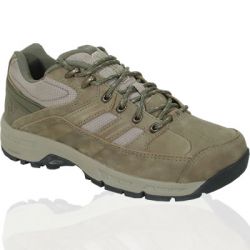 W749 (D) Walking Shoes