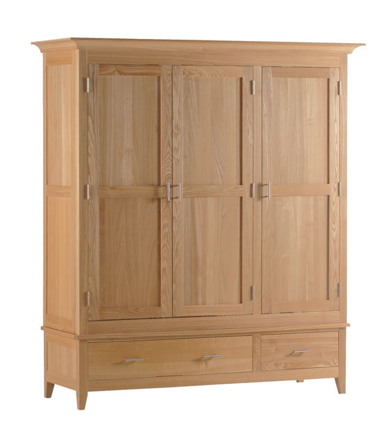 NEW ENGLAND - Ash Triple Wardrobe with Drawers