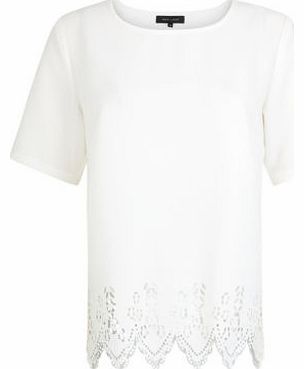 New Look Cream Crepe Laser Cut Out Hem T-Shirt 3233854