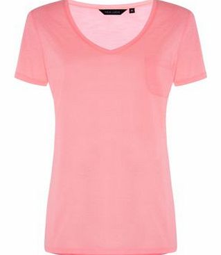 New Look Neon Pink Basic Pocket T-Shirt 3075352